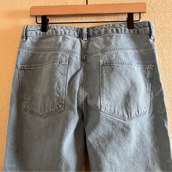 ASOS Design Straight Leg Jeans Size 32/30 - Picture 3 of 8